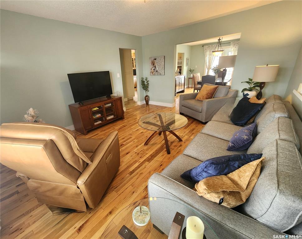 Fifth View of 947 Albert Street, Hillside, Estevan, Saskatchewan, S4A 1S2