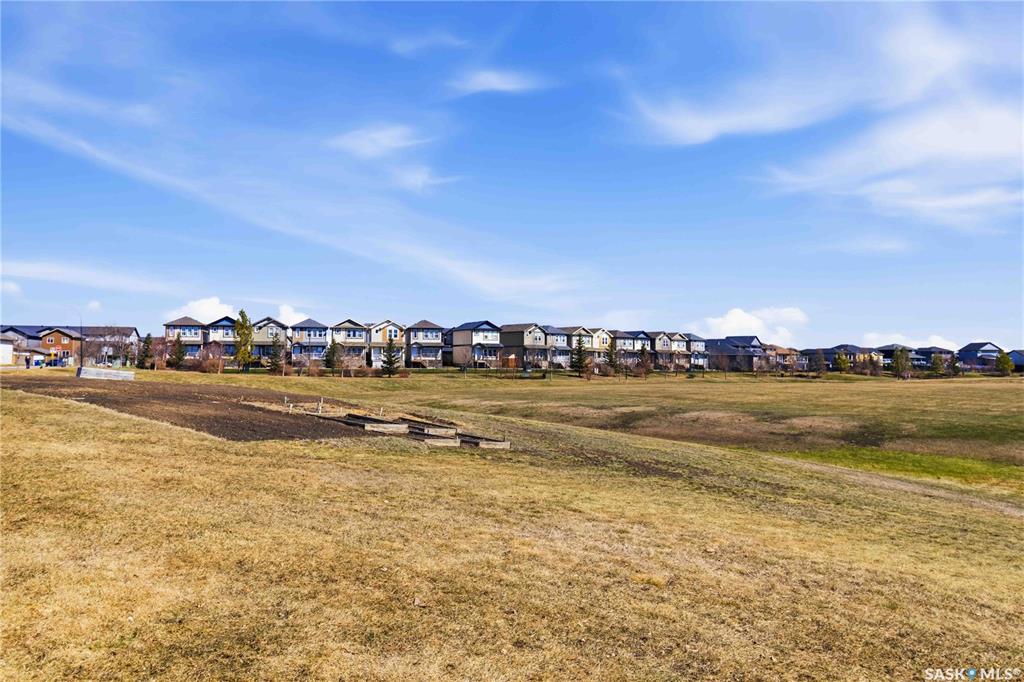 Fifth View of 315 Hampton Circle #217, Hampton Village, Saskatoon, Saskatchewan, S7R 0J7