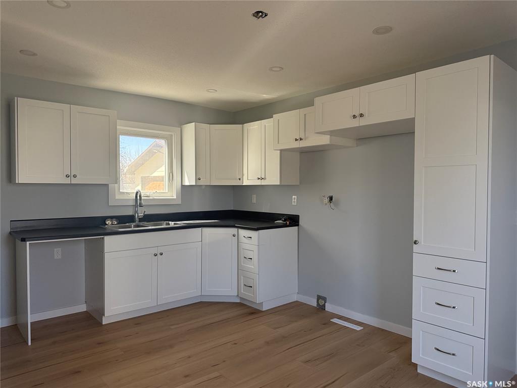 Fourth View of 414 3rd Avenue, Dodsland, Saskatchewan, S0L 0V0