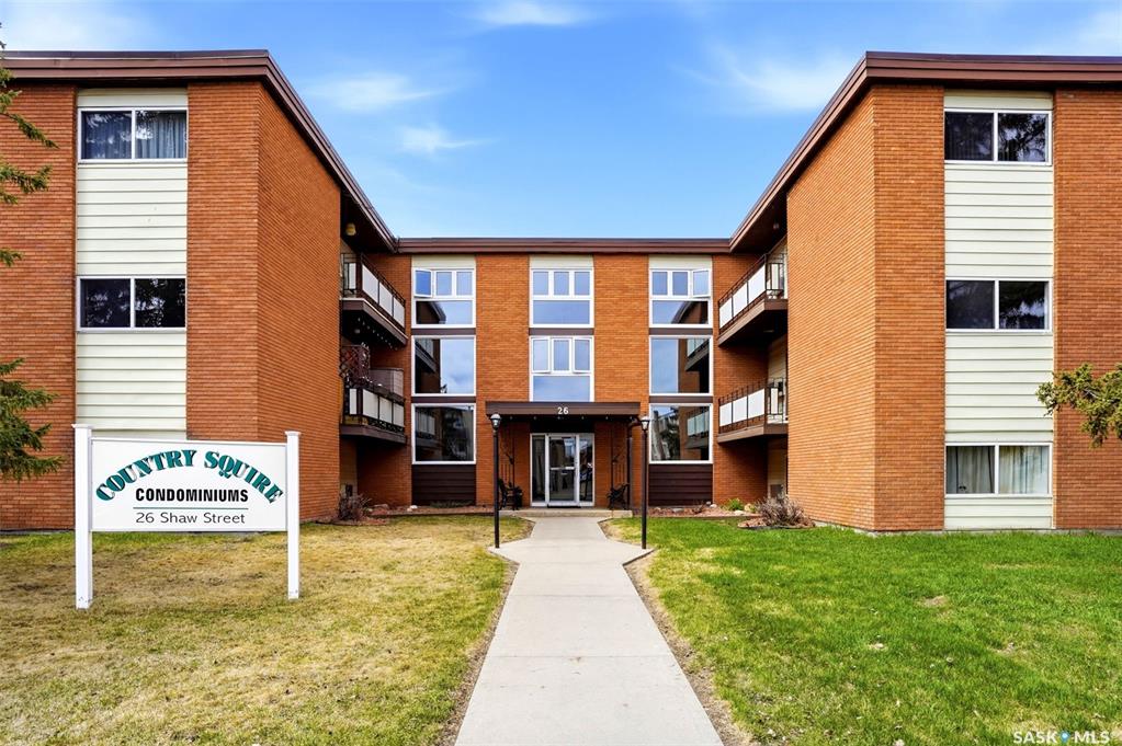 Main View of 26 Shaw Street #9, Coronation Park, Regina, Saskatchewan, S4R 3M4
