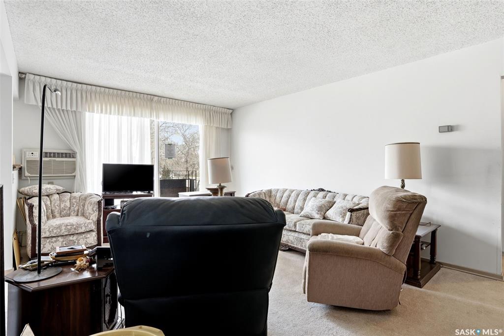 Fourth View of 26 Shaw Street #9, Coronation Park, Regina, Saskatchewan, S4R 3M4