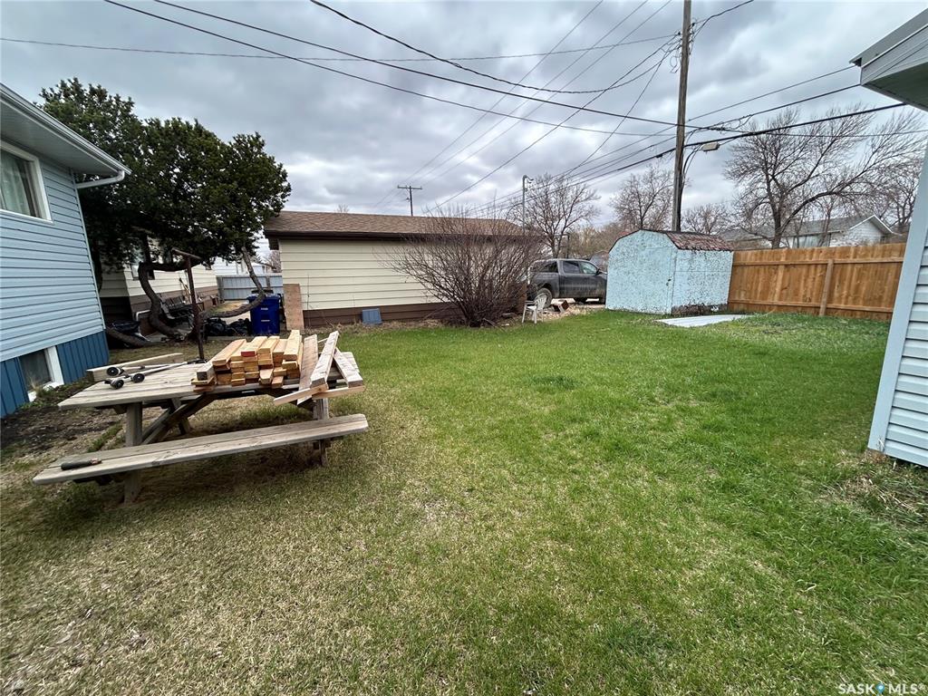 Fifth View of 260 Duncan Road, Hillcrest RB, Estevan, Saskatchewan, S4A 0A4