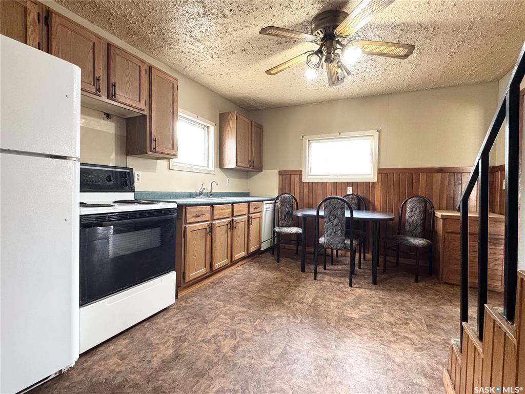 Fifth View of 107 109 Otter Street, Cut Knife, Saskatchewan, S0M 0N0