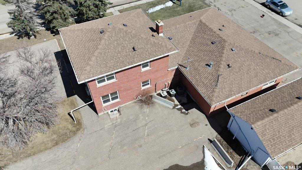 Fifth View of 300 302 8th Avenue W, Kindersley, Saskatchewan, S0L 1S0