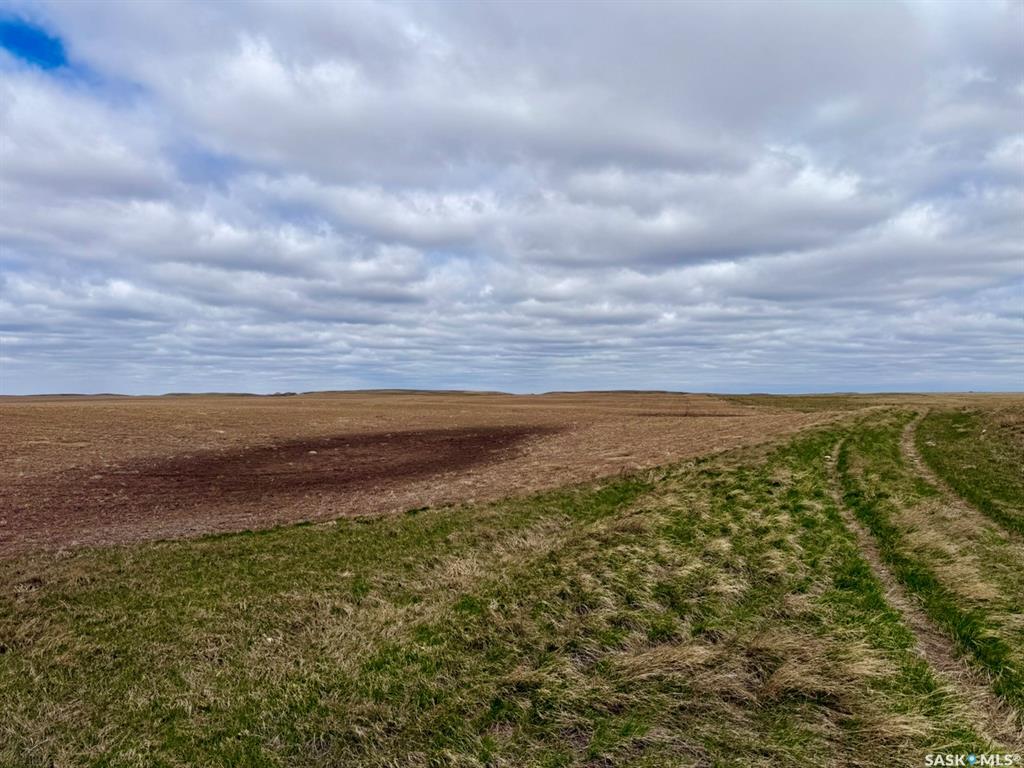 Tompkins 640 Acres Grain Farmland, SK035143, Saskatchewan,