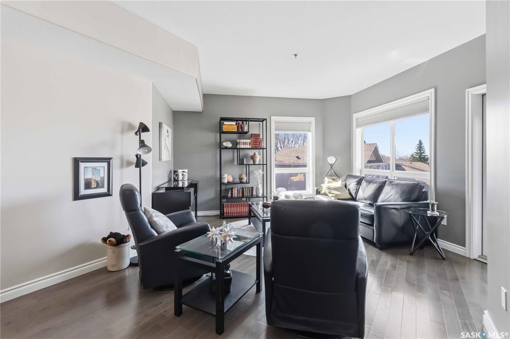 Fifth View of 227 Pinehouse Drive #204, Lawson Heights, Saskatoon, Saskatchewan, S7K 6N9
