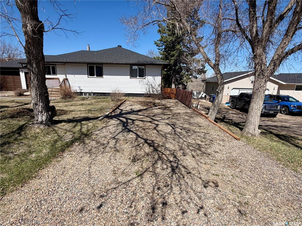 Second View of 22 23rd Street, Battleford, Saskatchewan, S0M 0E0