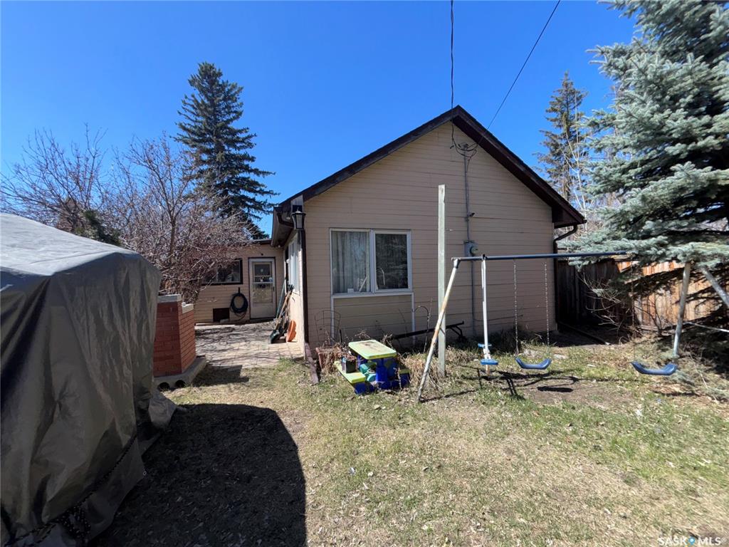 Fourth View of 906 Weldon Avenue, King George, Saskatoon, Saskatchewan, S7M 2V6