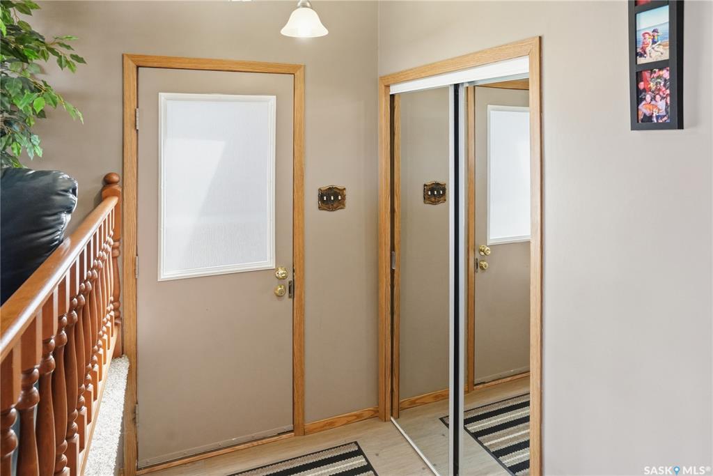 Fourth View of 2835 More Crescent E, Wood Meadows, Regina, Saskatchewan, S4V 0T4