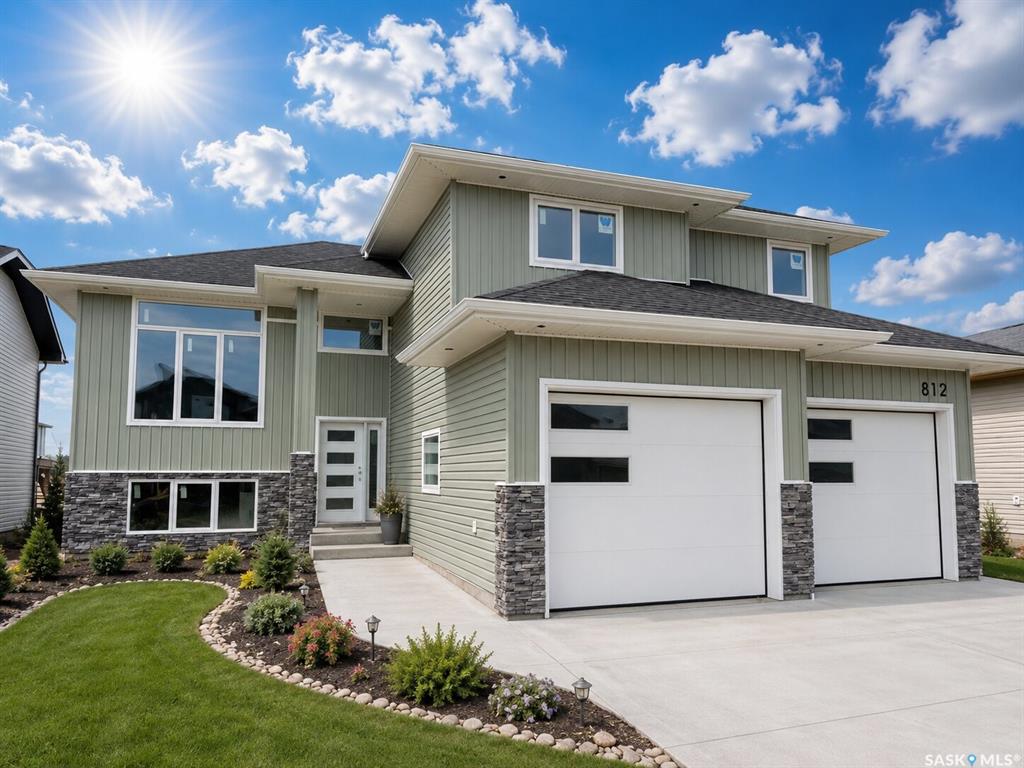 812 Ballesteros Crescent, SK035235, Saskatchewan,