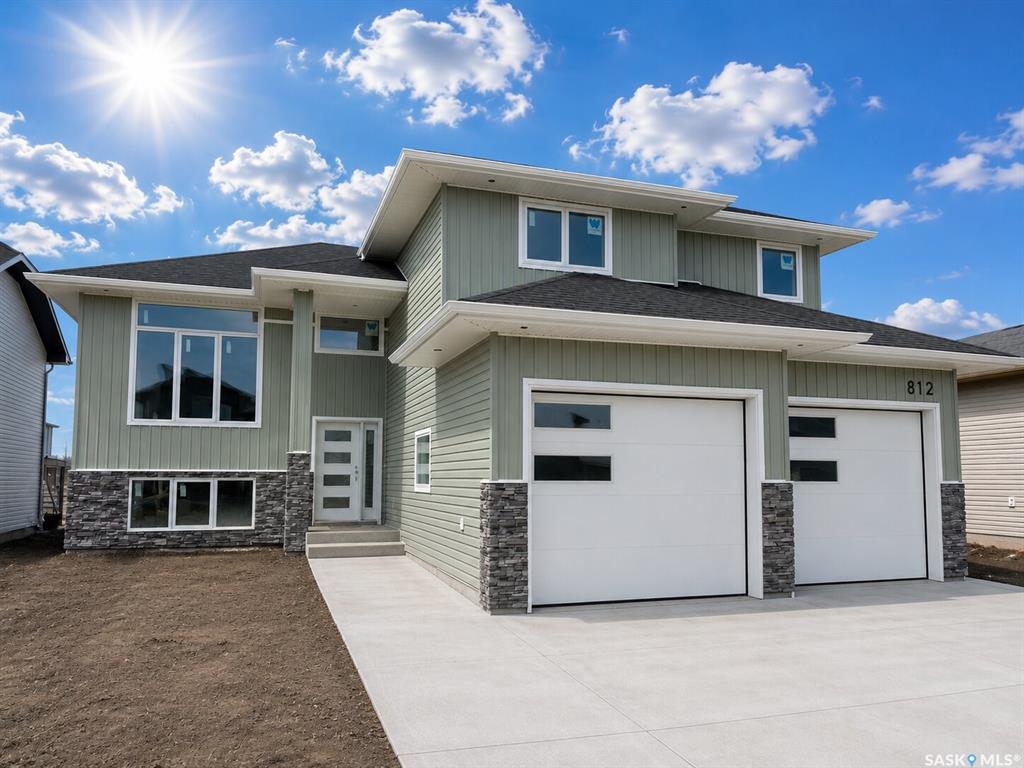 Second View of 812 Ballesteros Crescent, Warman, Saskatchewan, S0K 4S4