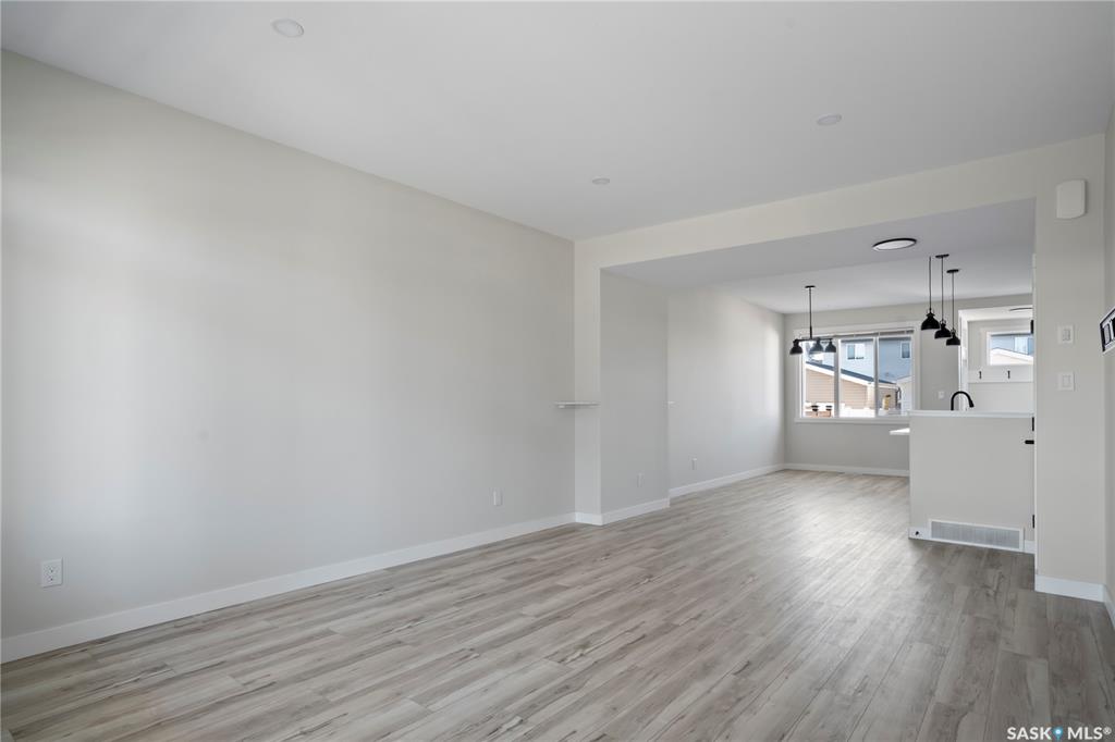 Fifth View of 4744 Buckingham Drive, The Towns, Regina, Saskatchewan, S4V 3X8