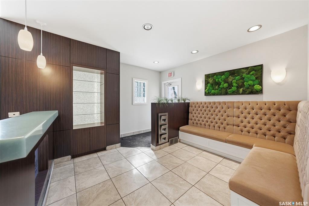 Fourth View of 518 Queen Street, City Park, Saskatoon, Saskatchewan, S7K 0M5