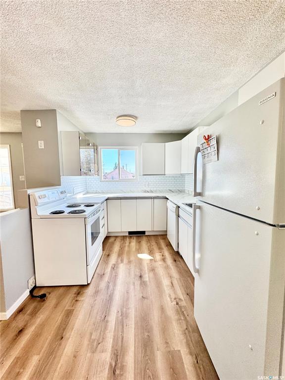 Third View of 624 7th Street E, East Flat, Prince Albert, Saskatchewan, S6V 0S8