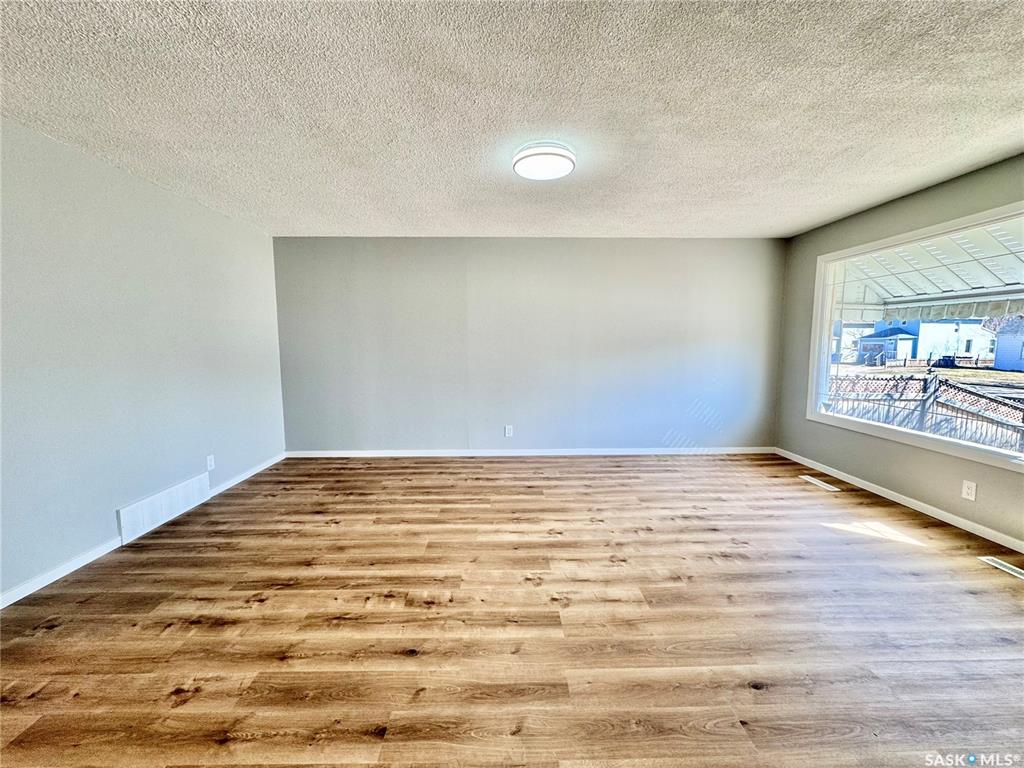 Fifth View of 624 7th Street E, East Flat, Prince Albert, Saskatchewan, S6V 0S8
