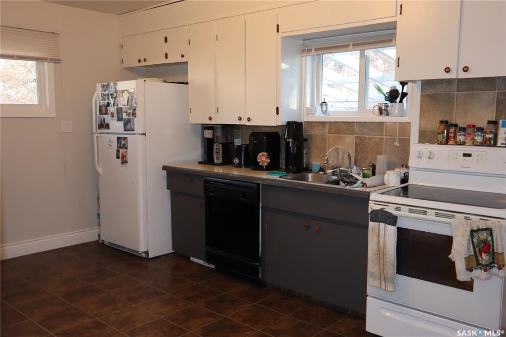 Third View of 203 5th Avenue W, Assiniboia, Saskatchewan, S0H 0B0