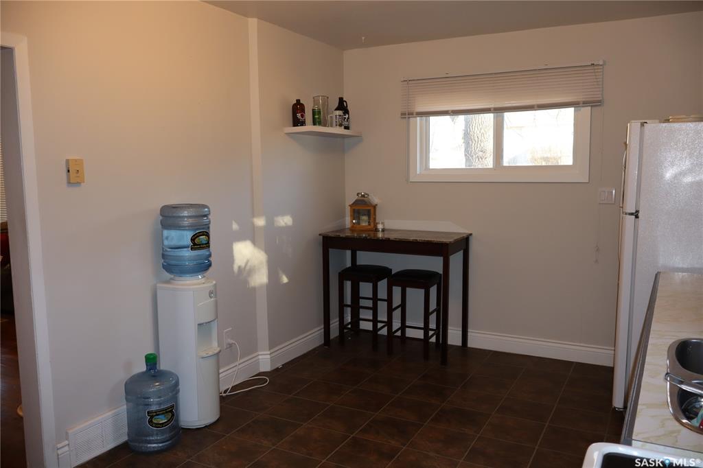 Fifth View of 203 5th Avenue W, Assiniboia, Saskatchewan, S0H 0B0