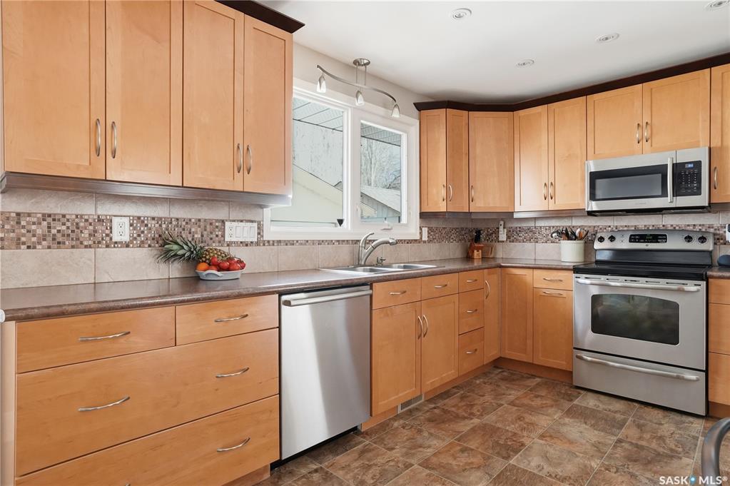 Second View of 11 Norwood Crescent, Uplands, Regina, Saskatchewan, S4R 0A2