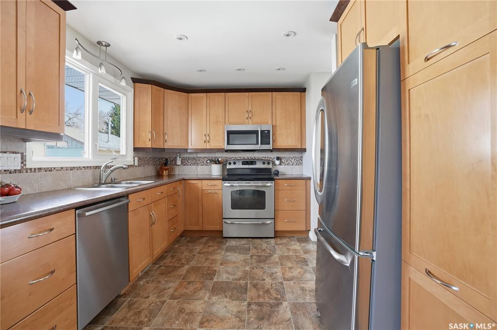 Third View of 11 Norwood Crescent, Uplands, Regina, Saskatchewan, S4R 0A2