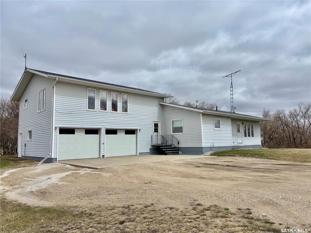 Second View of Wirth Acreage, Mcleod Rm No. 185, Saskatchewan, S0A 2T0