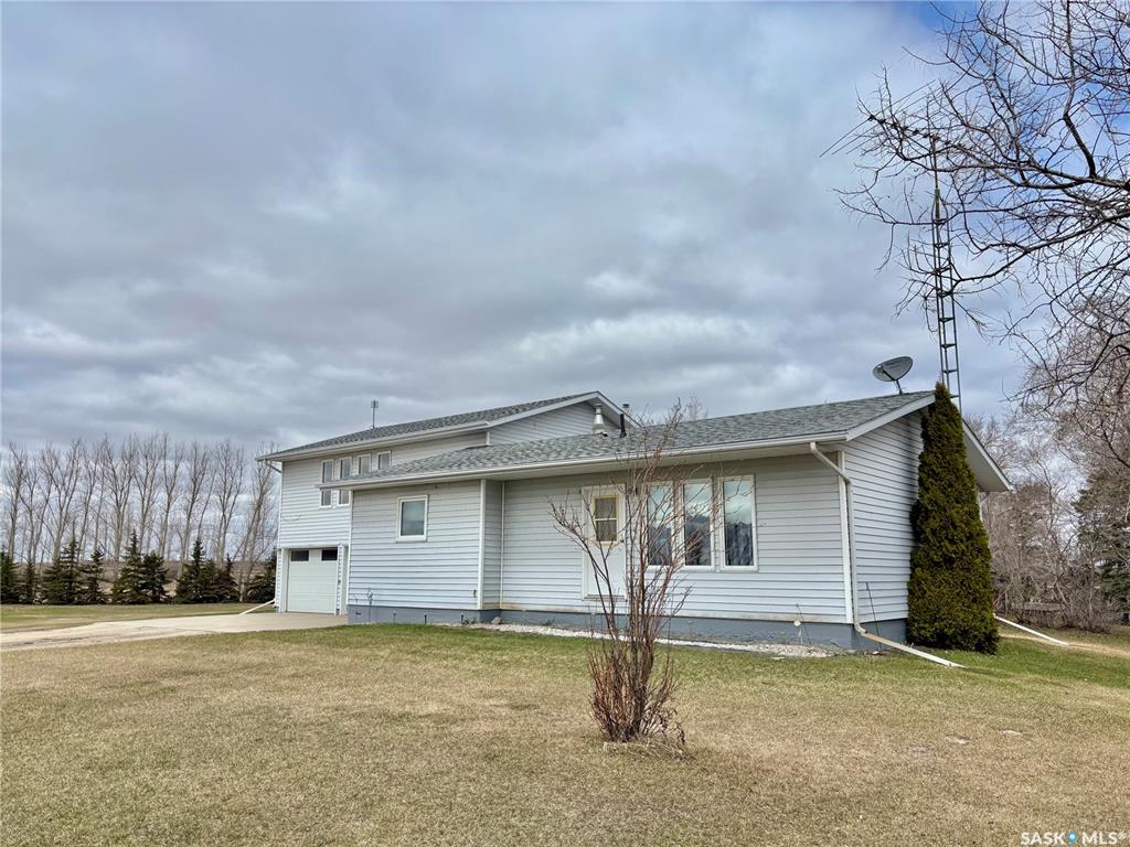 Fifth View of Wirth Acreage, Mcleod Rm No. 185, Saskatchewan, S0A 2T0