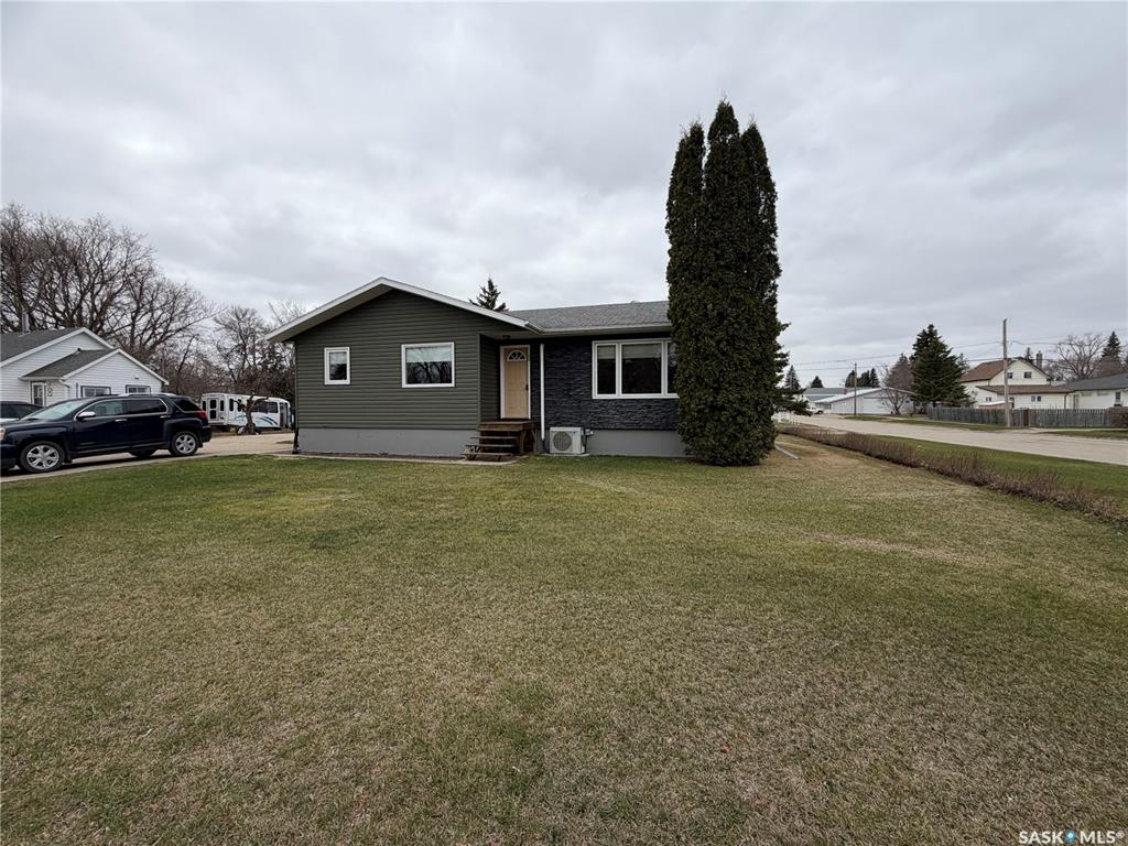 Second View of 11 Rhodes Street, Redvers, Saskatchewan, S0C 2H0