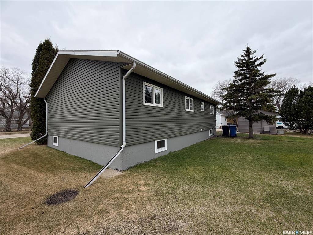 Third View of 11 Rhodes Street, Redvers, Saskatchewan, S0C 2H0