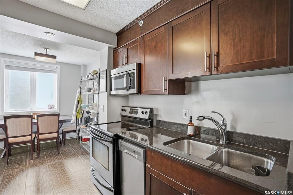 Fourth View of 320 5th Avenue N #302, Central Business District, Saskatoon, Saskatchewan, S7K 2P5
