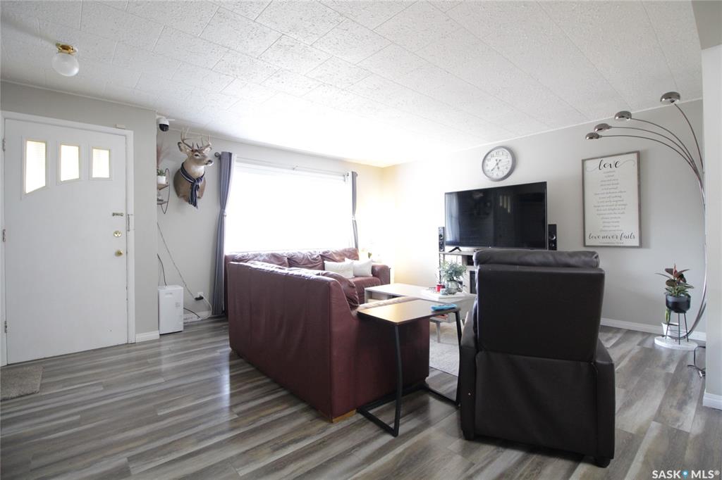 Second View of 1101 Gordon Street, Moosomin, Saskatchewan, S0G 3N0