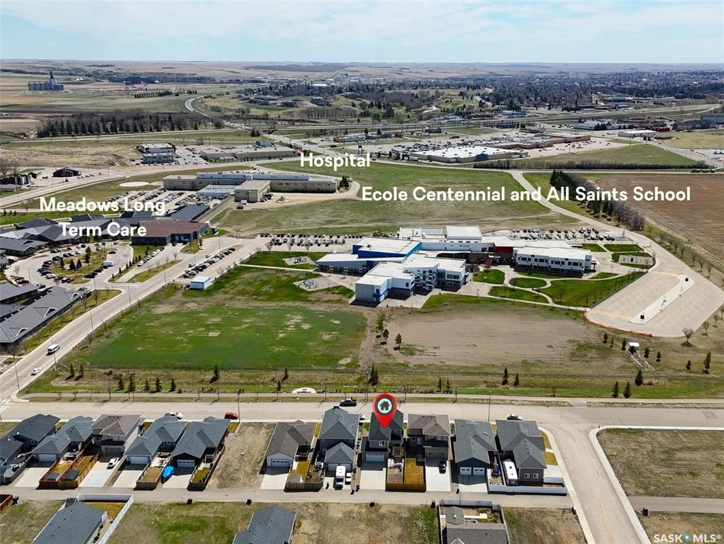 Second View of 637 Douglas Drive, Sask Valley, Swift Current, Saskatchewan, S9H 5R6