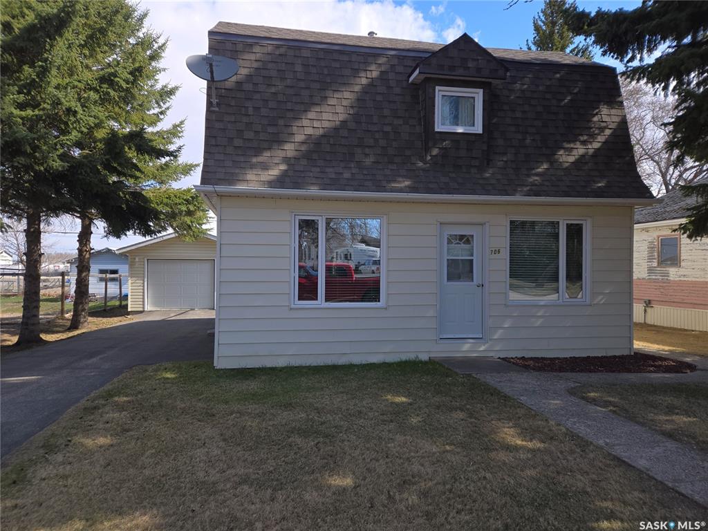 Second View of 706 Main Street, Kipling, Saskatchewan, S0G 2S0