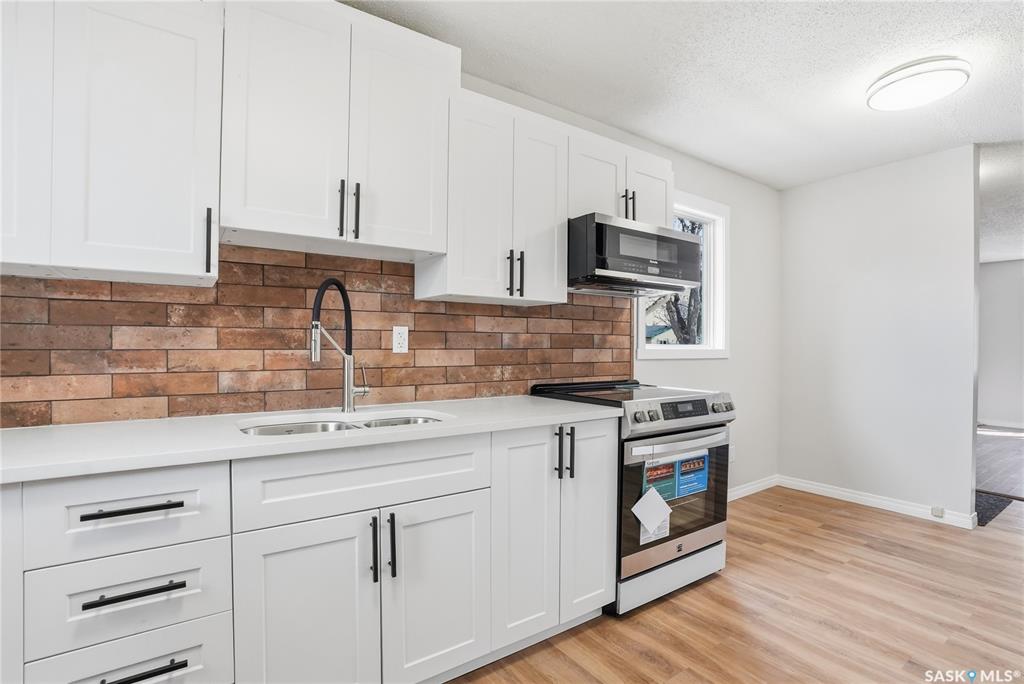 Fourth View of 53 Rita Crescent, Sutherland, Saskatoon, Saskatchewan, S7N 2L4