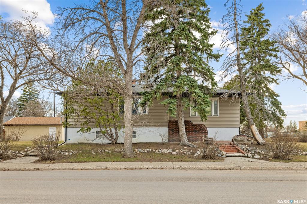 Second View of 3301 Regina Avenue, Lakeview RG, Regina, Saskatchewan, S4S 0H3