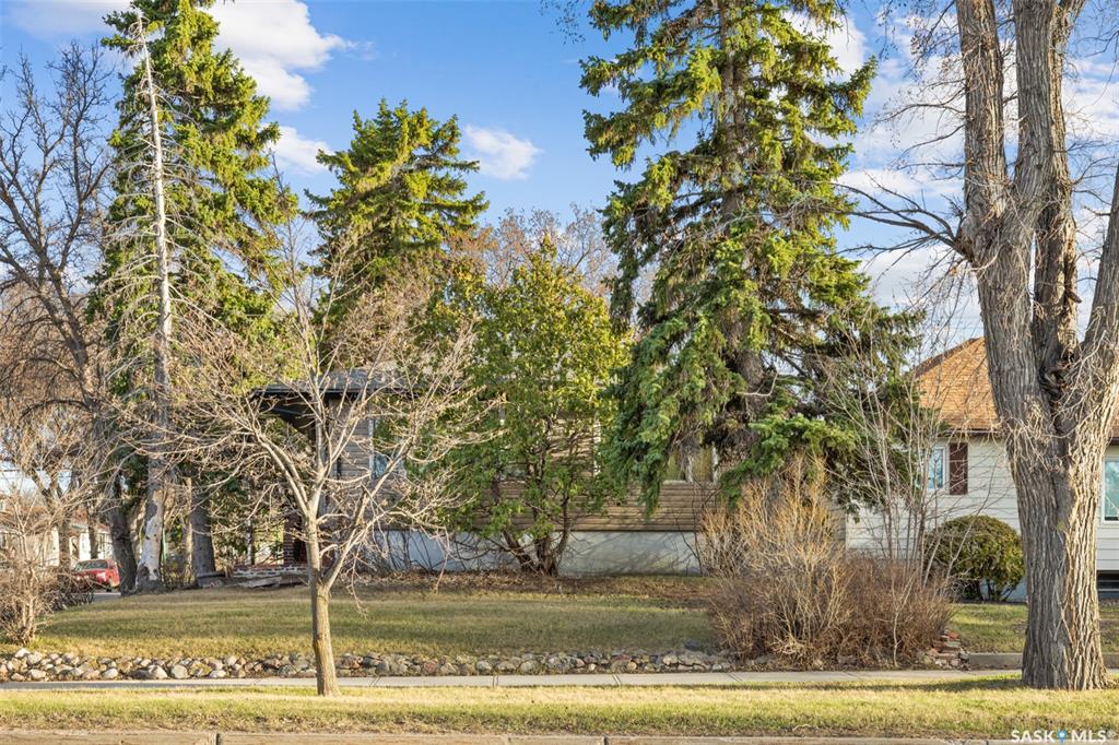 Fourth View of 3301 Regina Avenue, Lakeview RG, Regina, Saskatchewan, S4S 0H3