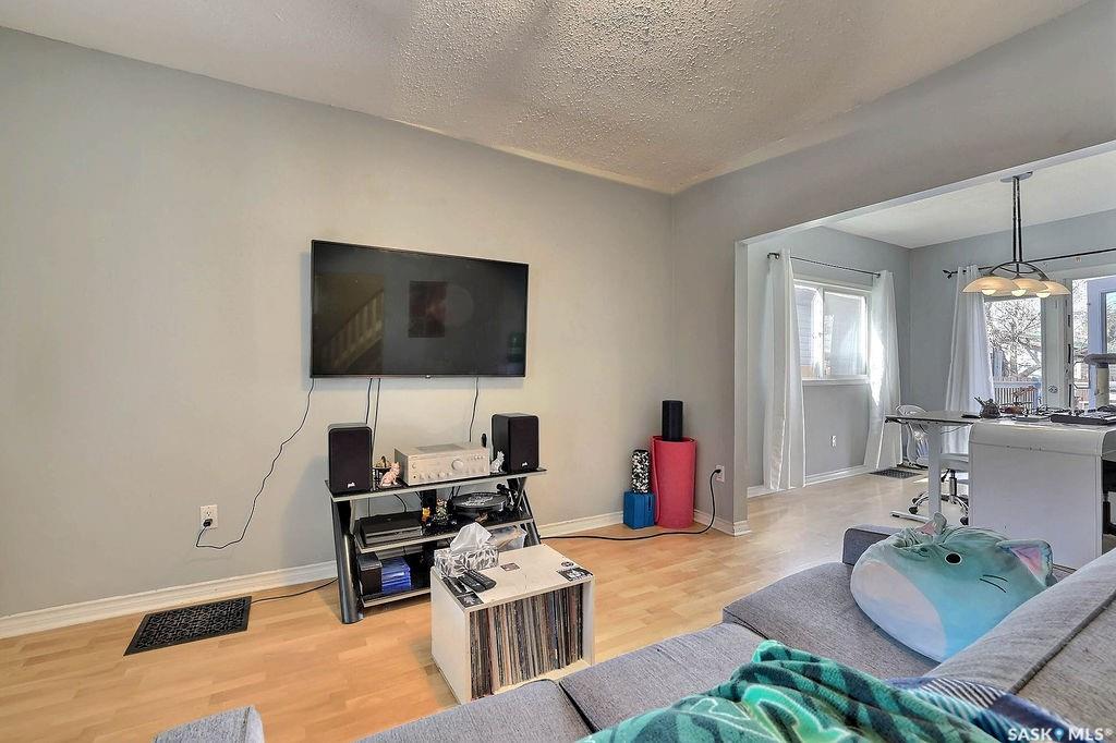 Fourth View of 2066 Wallace Street, Broders Annex, Regina, Saskatchewan, S4N 4A4