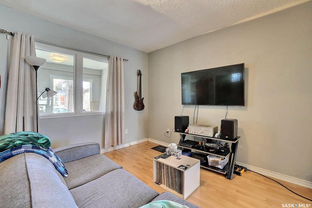 Fifth View of 2066 Wallace Street, Broders Annex, Regina, Saskatchewan, S4N 4A4