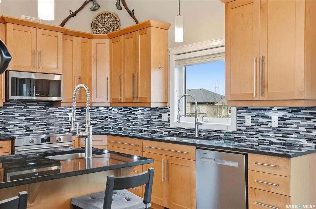 Fifth View of 613 Redwood Crescent, Warman, Saskatchewan, S0K 4S2