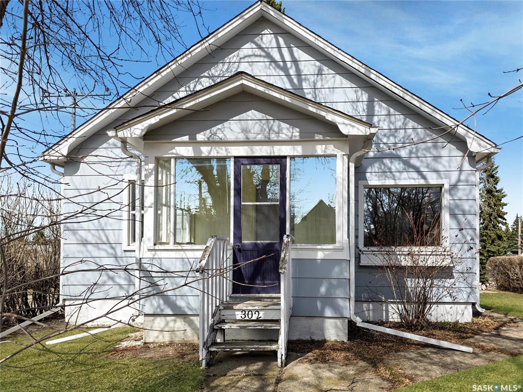 Third View of 302 6th Avenue E, Melville, Saskatchewan, S0A 2P0