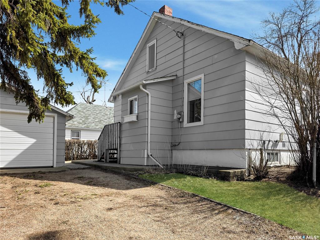 Fourth View of 302 6th Avenue E, Melville, Saskatchewan, S0A 2P0