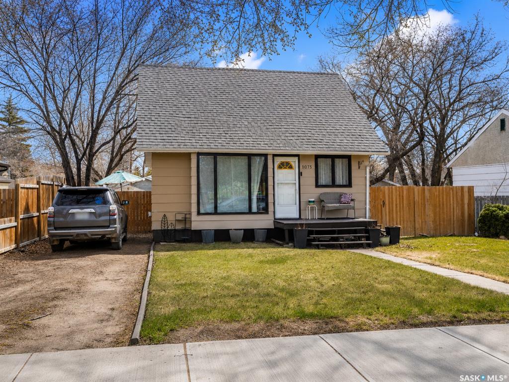 1075 8th Avenue Nw, SK035442, Saskatchewan,