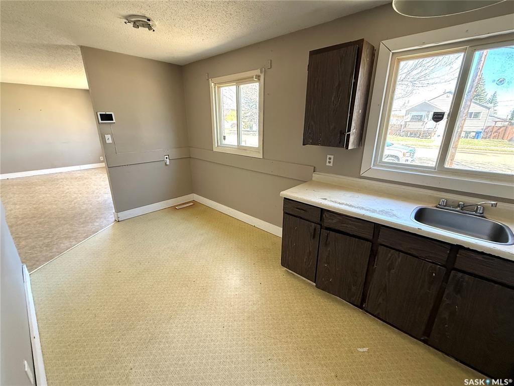 Fourth View of 671 102nd Street, Riverview NB, North Battleford, Saskatchewan, S9A 1C9