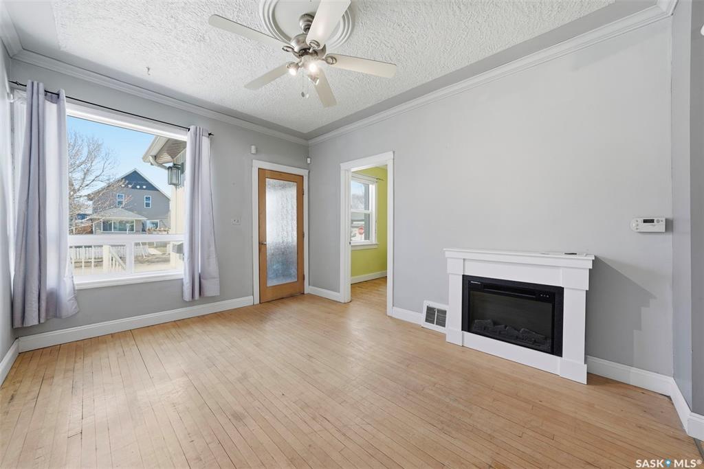 Fourth View of 404 D Avenue S, Riversdale, Saskatoon, Saskatchewan, S7M 1R4