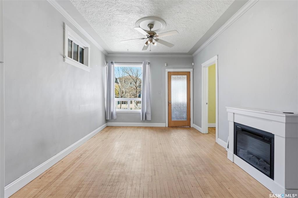 Fifth View of 404 D Avenue S, Riversdale, Saskatoon, Saskatchewan, S7M 1R4