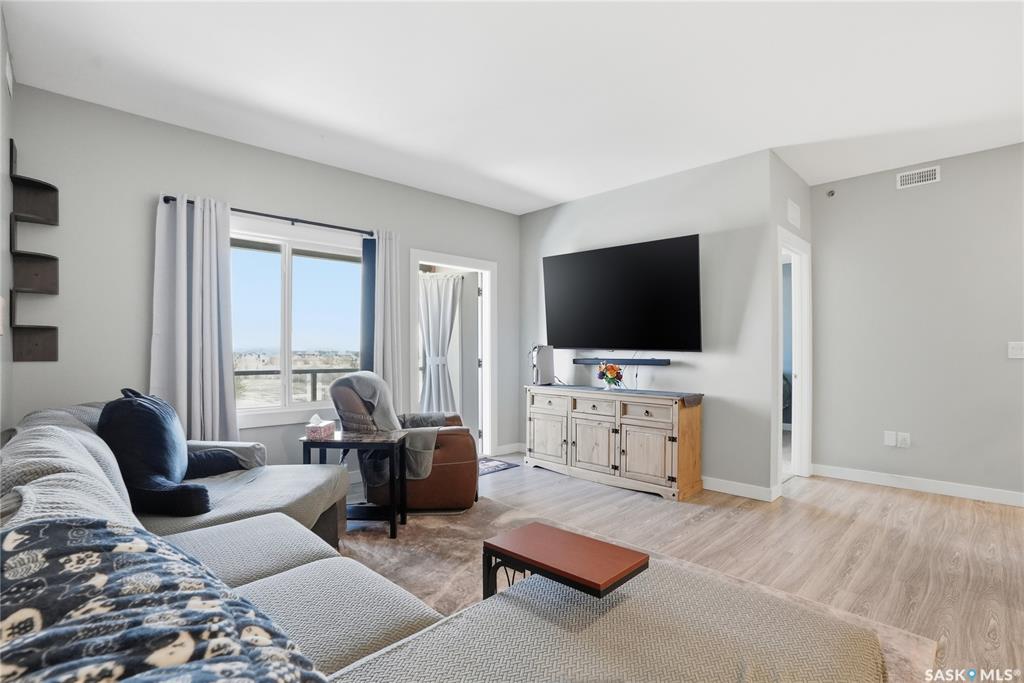Fifth View of 142 Pawlychenko Lane #322, Lakewood S.C., Saskatoon, Saskatchewan, S7V 0N7