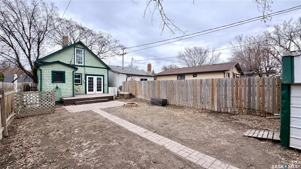 Fifth View of 217 L Avenue N, Westmount, Saskatoon, Saskatchewan, S7L 2P3