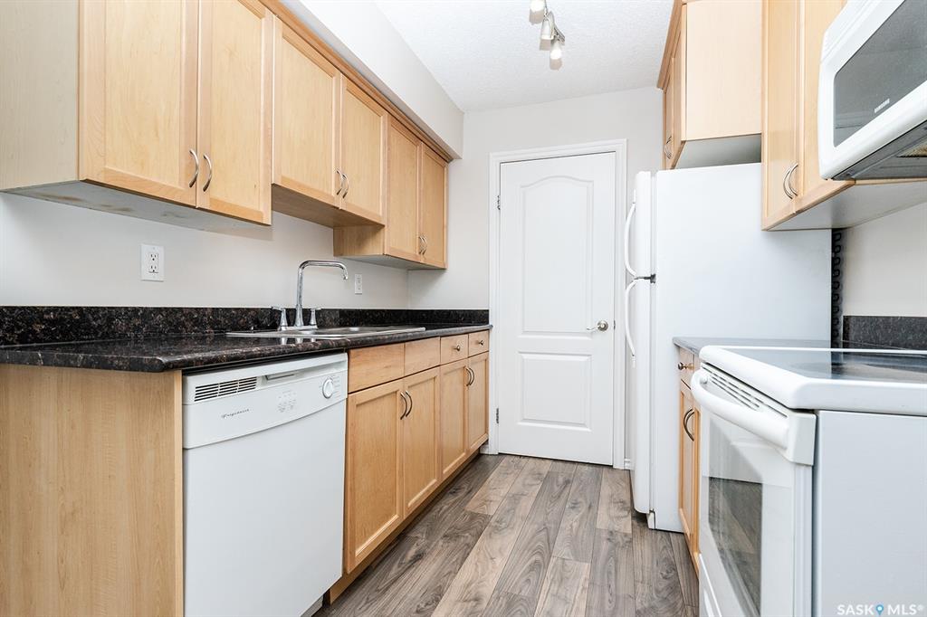 Fifth View of 1121 Mckercher Drive #102D2, Wildwood, Saskatoon, Saskatchewan, S7H 5B8