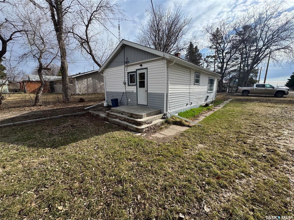 Third View of 228 2nd Avenue, Spalding, Saskatchewan, S0K 4C0