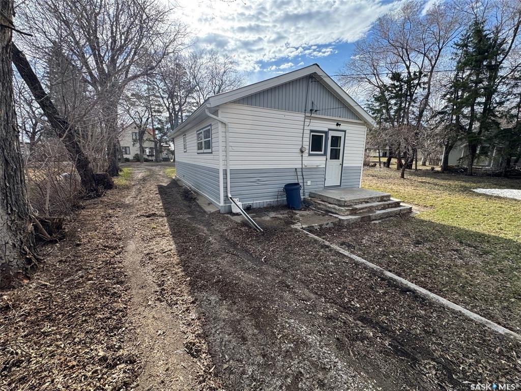 Fourth View of 228 2nd Avenue, Spalding, Saskatchewan, S0K 4C0