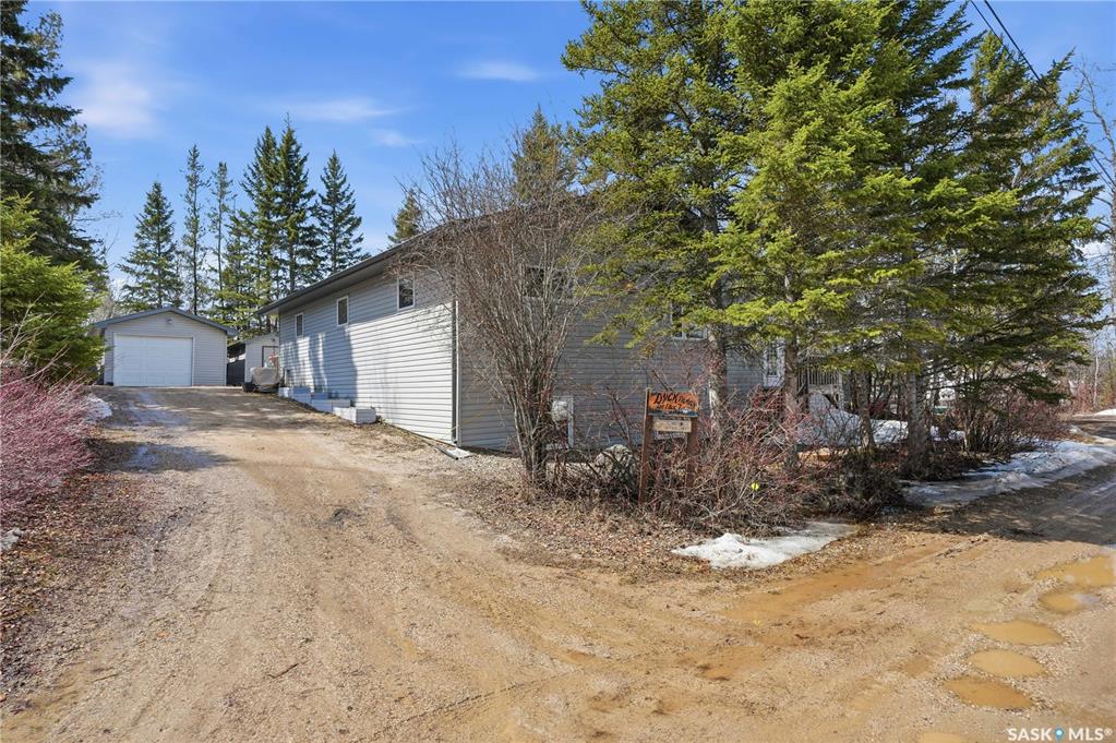 205 Bay Drive W, SK035551, Saskatchewan,