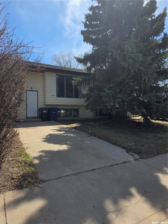 3615 3617 Fairlight Drive, SK035570, Saskatchewan,